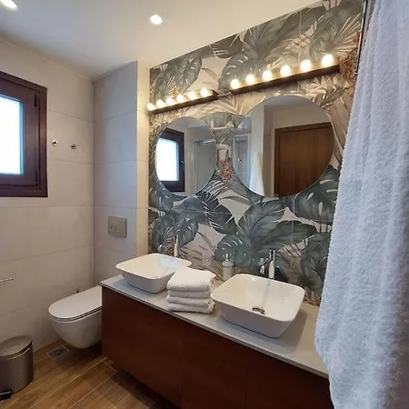 Villa Infinity