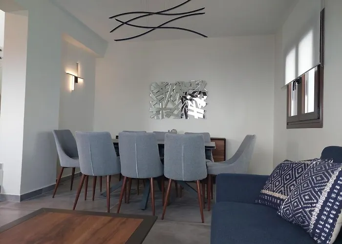 Infinity Villa Menetaí